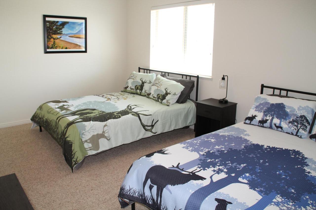 3 Queen Beds, 1 Twin Bed, 2 Rooms, 1 And A Half Bath, Self Check-In, Flexcation Equipped Idaho Falls Exteriör bild