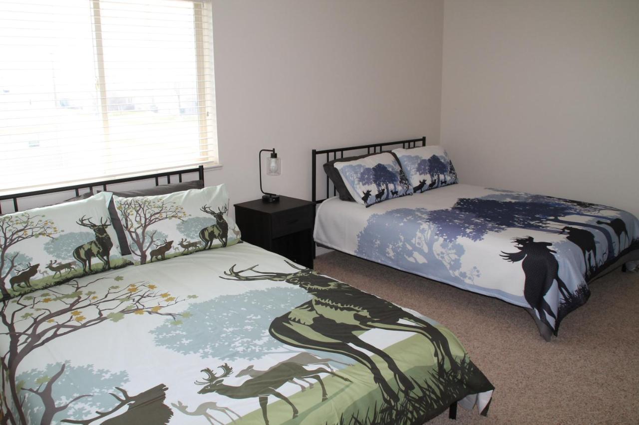 3 Queen Beds, 1 Twin Bed, 2 Rooms, 1 And A Half Bath, Self Check-In, Flexcation Equipped Idaho Falls Exteriör bild