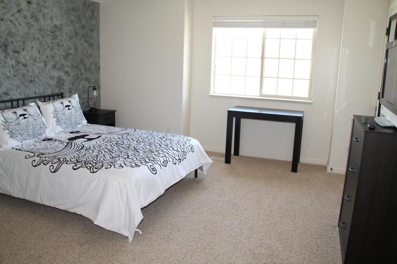3 Queen Beds, 1 Twin Bed, 2 Rooms, 1 And A Half Bath, Self Check-In, Flexcation Equipped Idaho Falls Exteriör bild